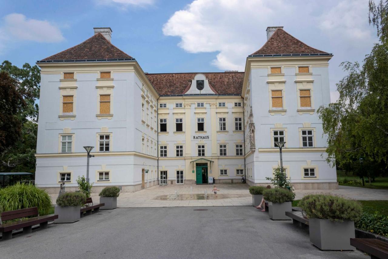 Ferienwohnung Casa Lauda In Bad Voeslau Exterior foto